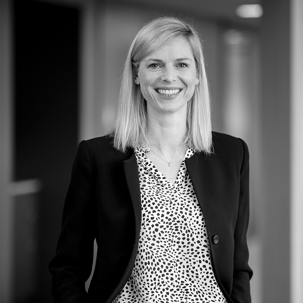 BOOSTR_Julia_11266_sqr_bw